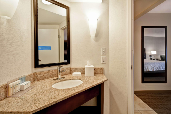 Best offers for Hampton Inn Kansas City/Overland Park Overland Park 
