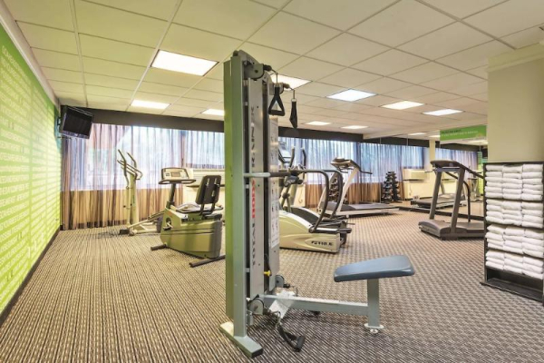 أفضل العروض ل لا كينتا ان اند سويتس باى ويندهام نوارلينس مطار كنر