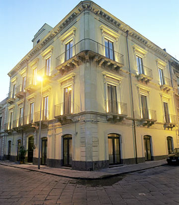 Best offers for LA VILLE CATANIA