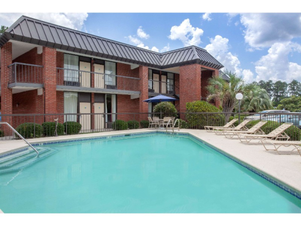 أفضل العروض ل دايسان ستاتسبورو ستاتسبورو