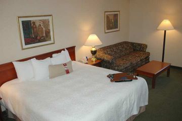 Best offers for HAMPTON INN GROTONMYSTICNEW LO Groton 