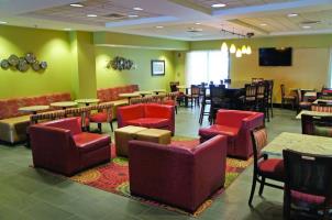 أفضل العروض ل هوليدايان ايكسبرس سان لاويسايربورت- ريفربورت سان لويس