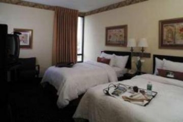 أفضل العروض ل هوليدايان ايكسبرس بوستون نورث - ووبارن ووبورن