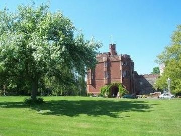 أفضل العروض ل ر يوذين كاستل روذين