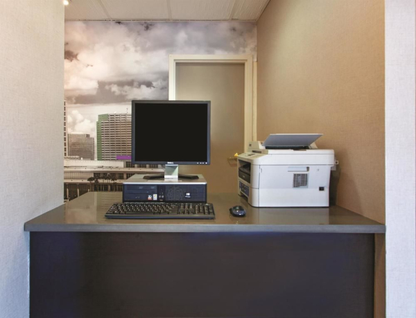 Best offers for LA QUINTA INN TAMPA BAY AREA - TAMPA SOUTH Tampa