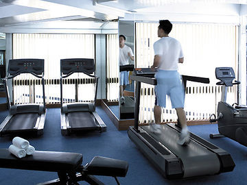 أفضل العروض ل فندق ترادرس مانيلا باى شانجري لا مانيلا