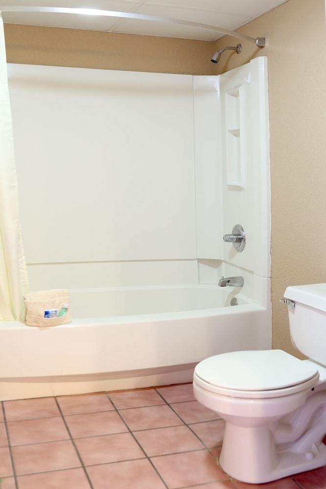 Best offers for Creekstone Inn Pigeon Forge 