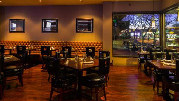 أفضل العروض ل Crowne Plaza Boston Newton نوتون 