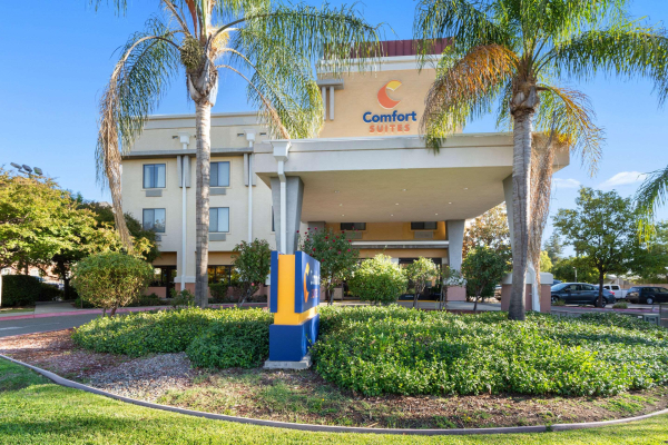 Best offers for Comfort Suites Vacaville - Napa Valley Sonoma
