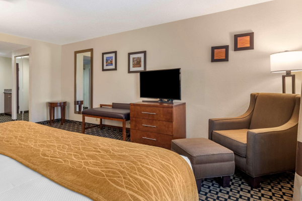 Best offers for Comfort Inn & Suites Madison Area Athens