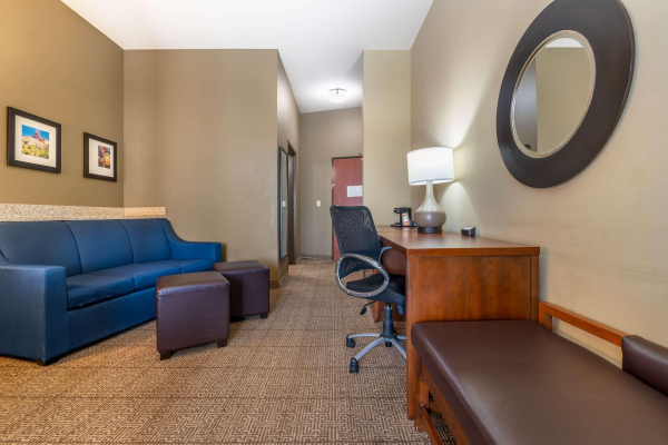 أفضل العروض ل Comfort Suites Gallup East Route 66 And I-40 جالوب 