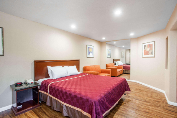 Best offers for Travelodge by Wyndham Ontario Ontario