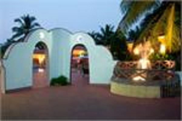 Best offers for Leoney Resort North Goa