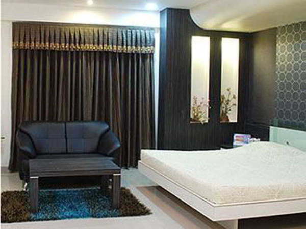 أفضل العروض ل فندق دف كوربورات جاندهيناجار