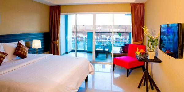 Best offers for Casa Del M Pho Thong