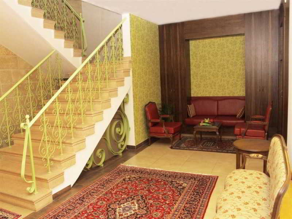 Best offers for Canari de Byblos Jubayl