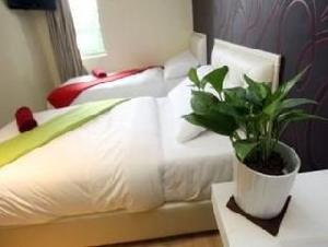 The Green Hotel Taman Maluri