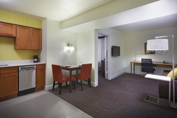 أفضل العروض ل رسايدنسان هاوستون باى ذ جاولريا هيوستون