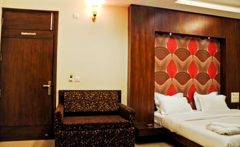 Best offers for Vanson Villa New Delhi