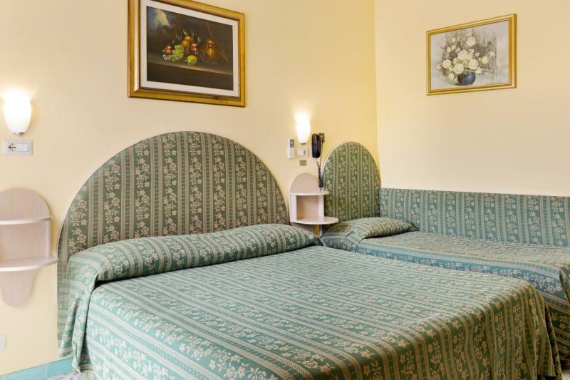 Best offers for Carmencita Capri (isola Di Capri)