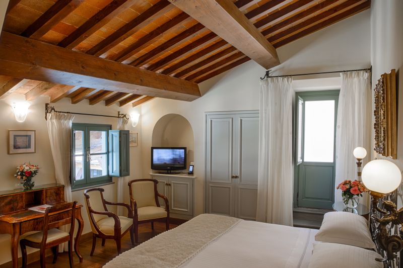 Best offers for Hotel Mulino di Firenze, WorldHotels Crafted Florence