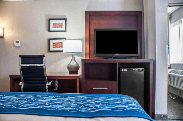Best offers for Comfort Inn University Amherst Area Amherst