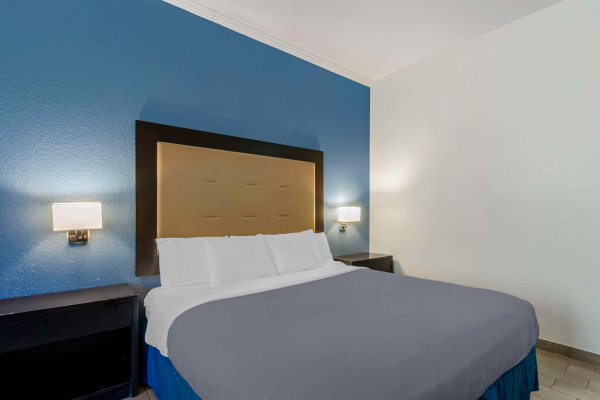 Best offers for Rodeway Inn Wesley Chapel Wesley Chapel