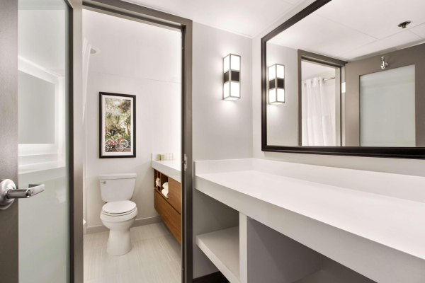 أفضل العروض ل Doubletree Hotel New Orleans نيو أورليانز