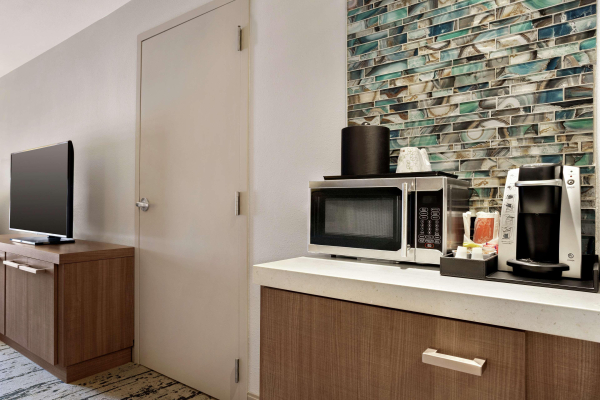 أفضل العروض ل هيلتون جاردنان نوارلينس كونفنشن سنتر افوندال