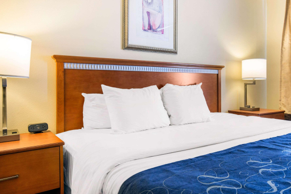 Best offers for Comfort Suites Normal University area Normal 