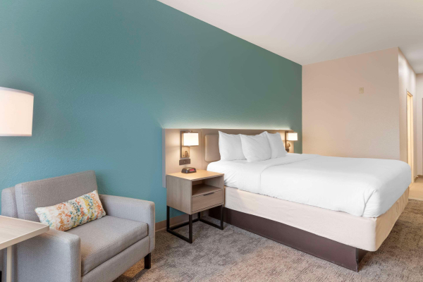 أفضل العروض ل Comfort Inn & Suites Davenport - Quad Cities دافنبورت 