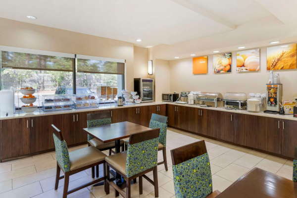 أفضل العروض ل ككومفورت سيويتس كولامبيا نورثيست - فورت جاكسون وست كولومبيا