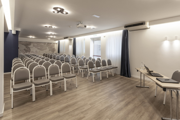 أفضل العروض ل فيلا بيانكا ريميني