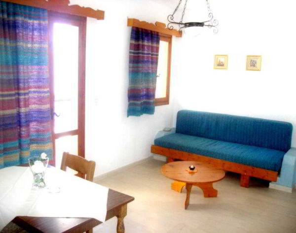 أفضل العروض ل مانتراكي اييوس نيكولاوس