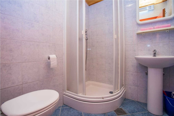 Best offers for Apartmani Seljacka Kuca Omis 