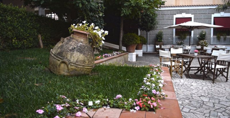 Best offers for Victoria Maiorino SALERNO