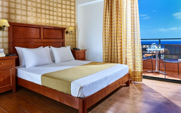 أفضل العروض ل منتجع فاسيا و سبا رذيمنون