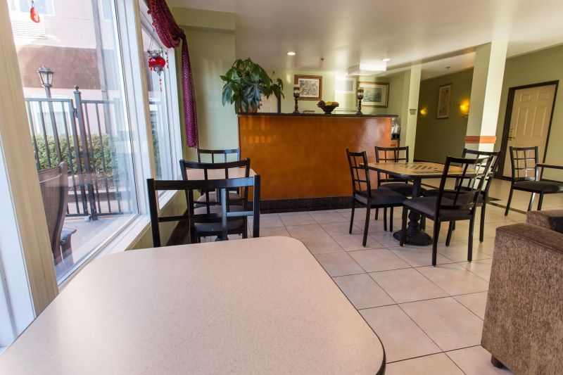 أفضل العروض ل رودواي فندق و اجنحه فندقيه هايوارد هايوارد 