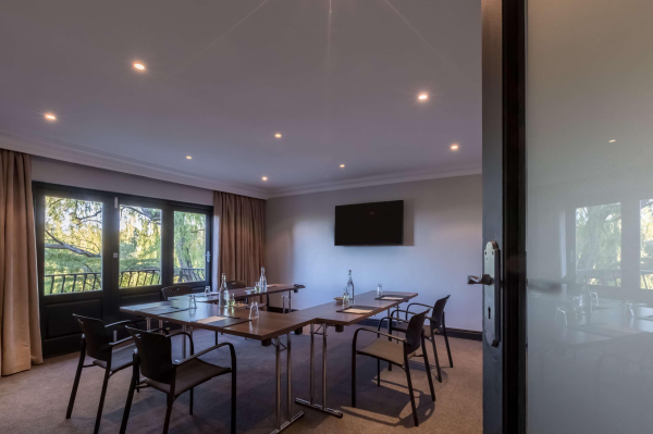 Best offers for The Devon Valley Mossel Bay