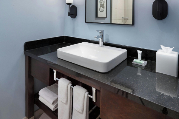 Best offers for Courtyard By Marriott New Orleans French Quarter/I New Orleans 