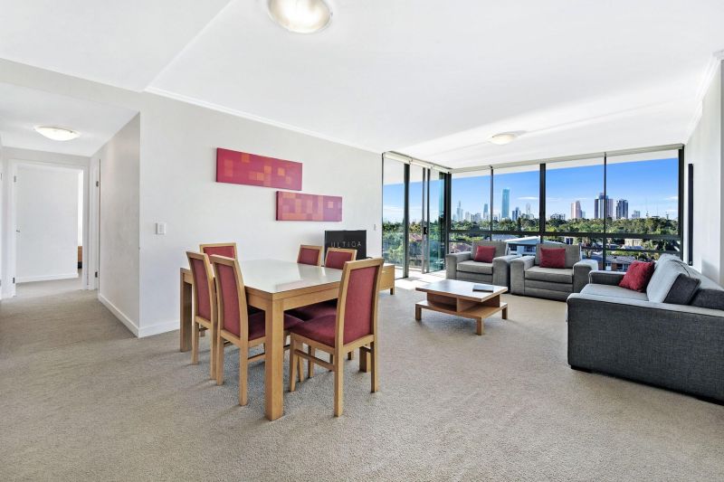 Best offers for Ultiqa Freshwater Point Resort Gold Coast