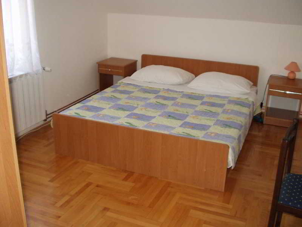 Best offers for Sobe Krizmanic Jezera