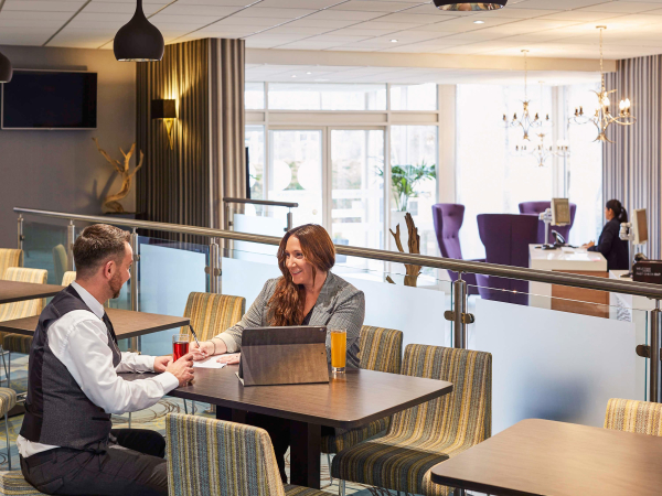 أفضل العروض ل Novotel Coventry M6 J3 كوفنتري 