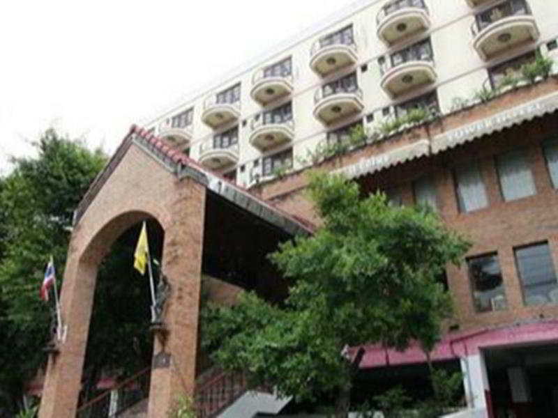 Best offers for Hotel 13 CoinsTiwanon (Impact Arena) Bangkok