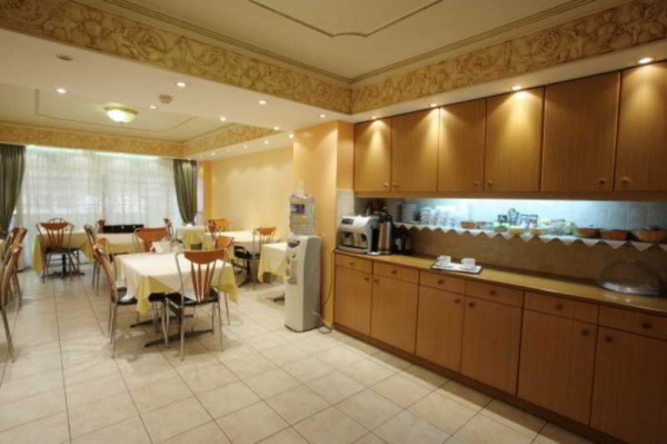 أفضل العروض ل ناوفارا بيراوس