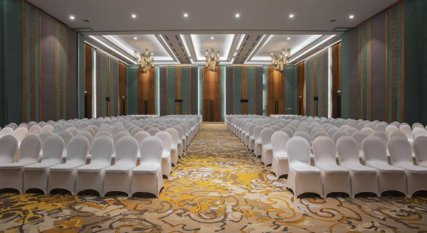 Best offers for Aruna Senggigi 