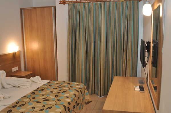 Best offers for Selenium Hotel Side
