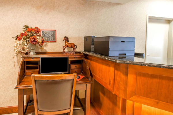 أفضل العروض ل Quality Inn & Suites Germantown North ممفيس 