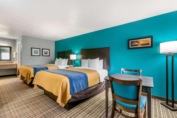 أفضل العروض ل Comfort Inn Sun City Center-Tampa South كليرواتر 