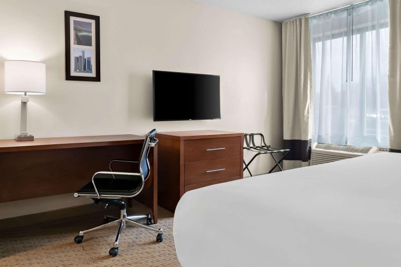 Best offers for Comfort Inn & Suites Taylor Detroit 